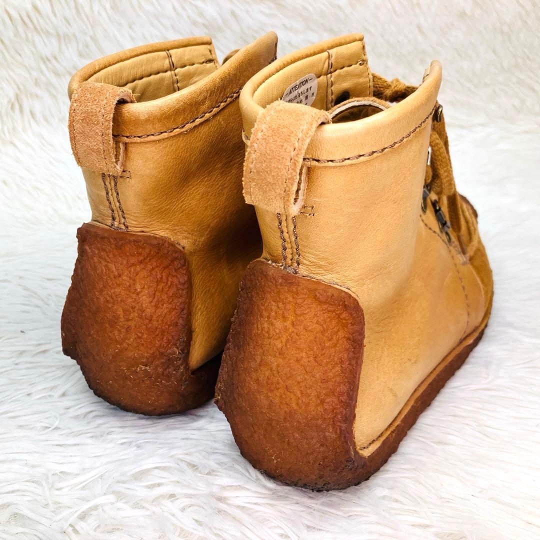 【希少美品】Clarks(UK7)ナタリー ブーツ　レースアップ 異素材サンド
