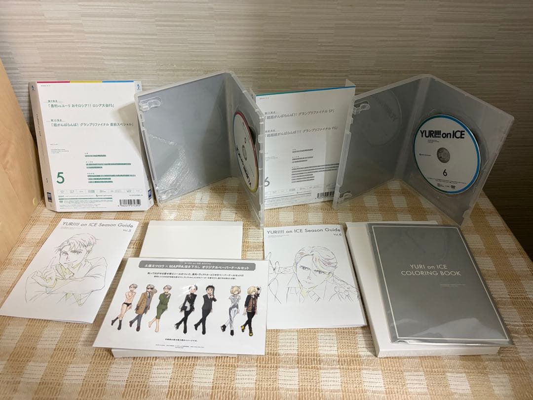 ユーリ!!! on ICE 初回全6巻セット　DVD/Blu-ray