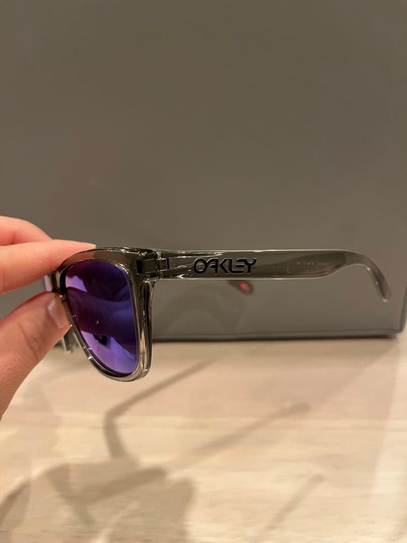 オークリー　サングラス　frogskins