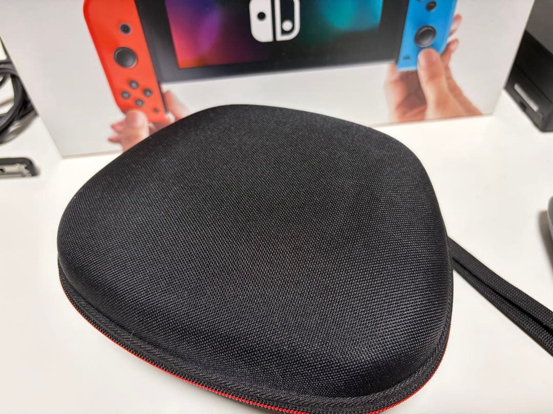 任天堂Switch 本体 プロコン プロコン入れ