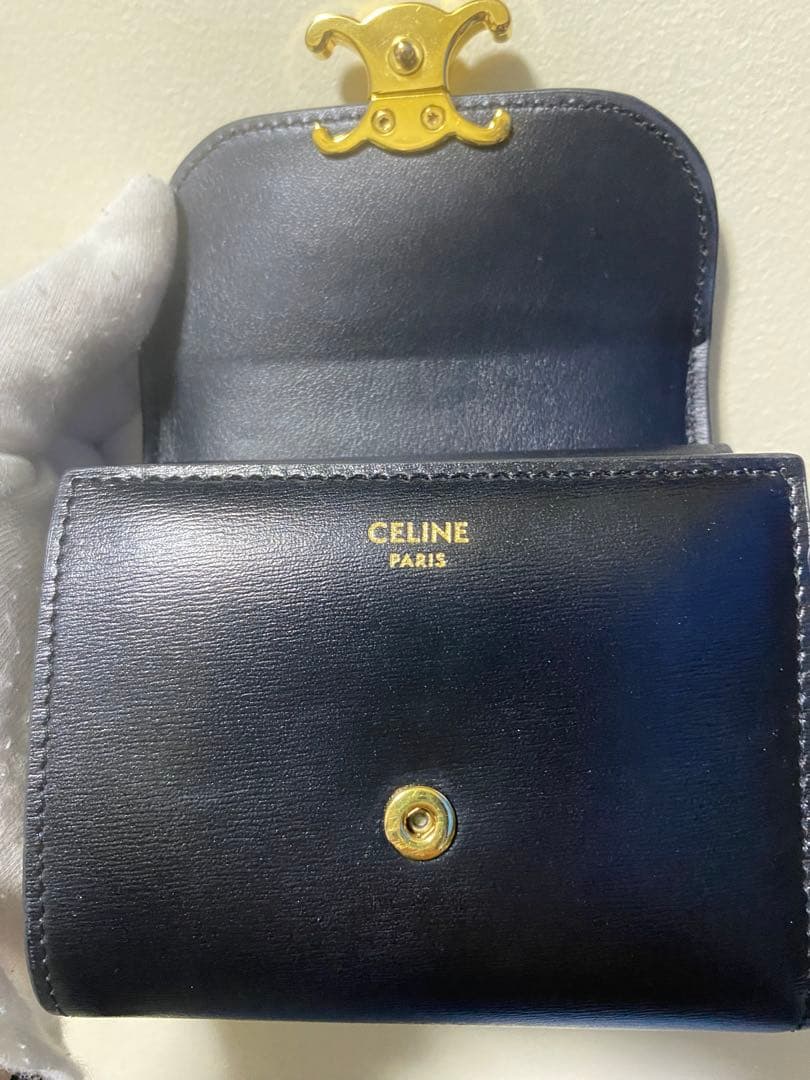 CELINE（セリーヌ）トリオンフ スモールウォレット 三つ折り財布