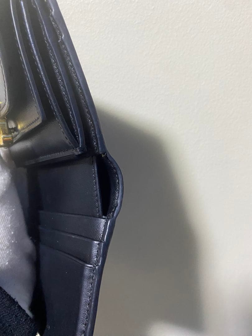 CELINE（セリーヌ）トリオンフ スモールウォレット 三つ折り財布