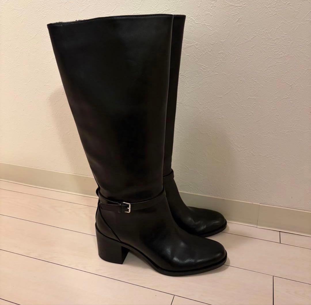 【新品未使用】入手困難 完売品✨ZARA ワイドヒールバックルブーツ 38