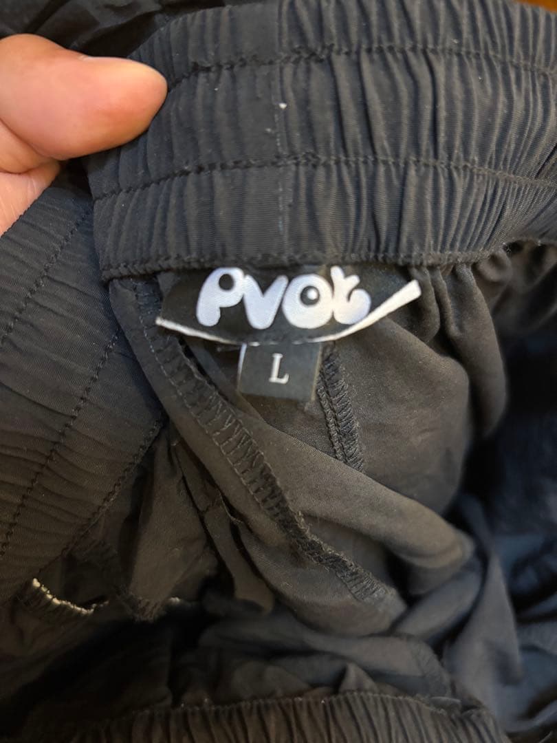 pvot ナイロン　セットアップ
