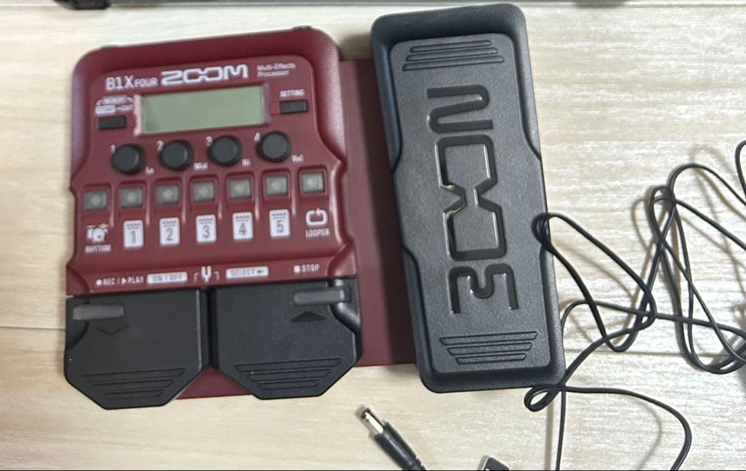 たん Zoomエフェクター B1X FOUR