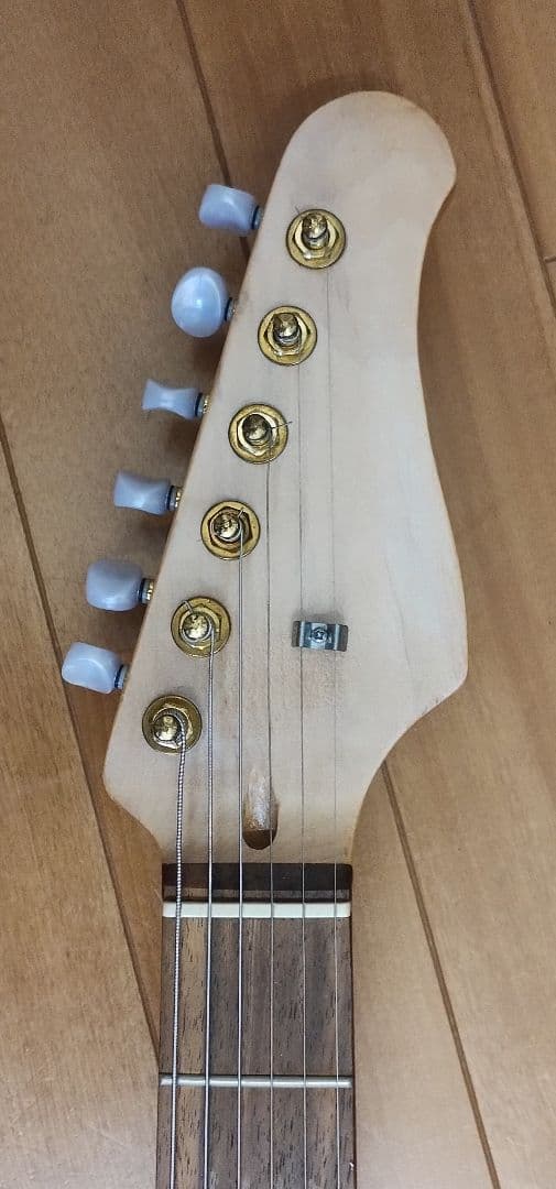 ヒ*ロ様 ☆コンポーネントギター　ストラトタイプ