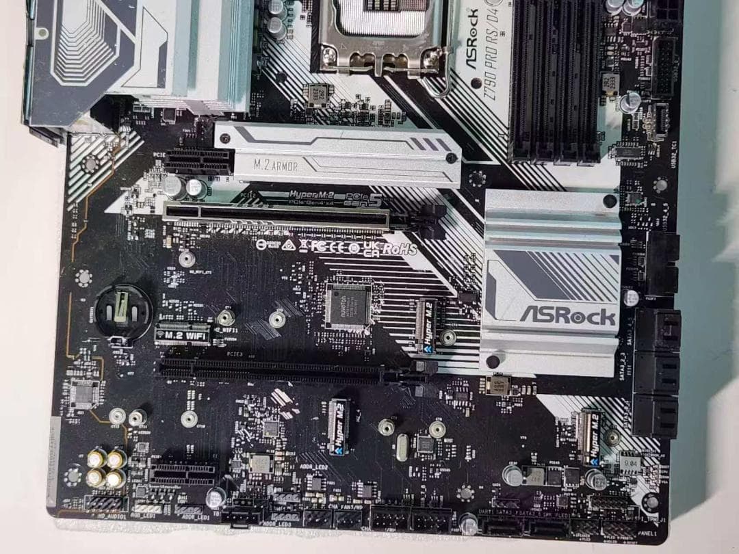 030600B ASROCK Z790 PRO RS/D4 マザーボード