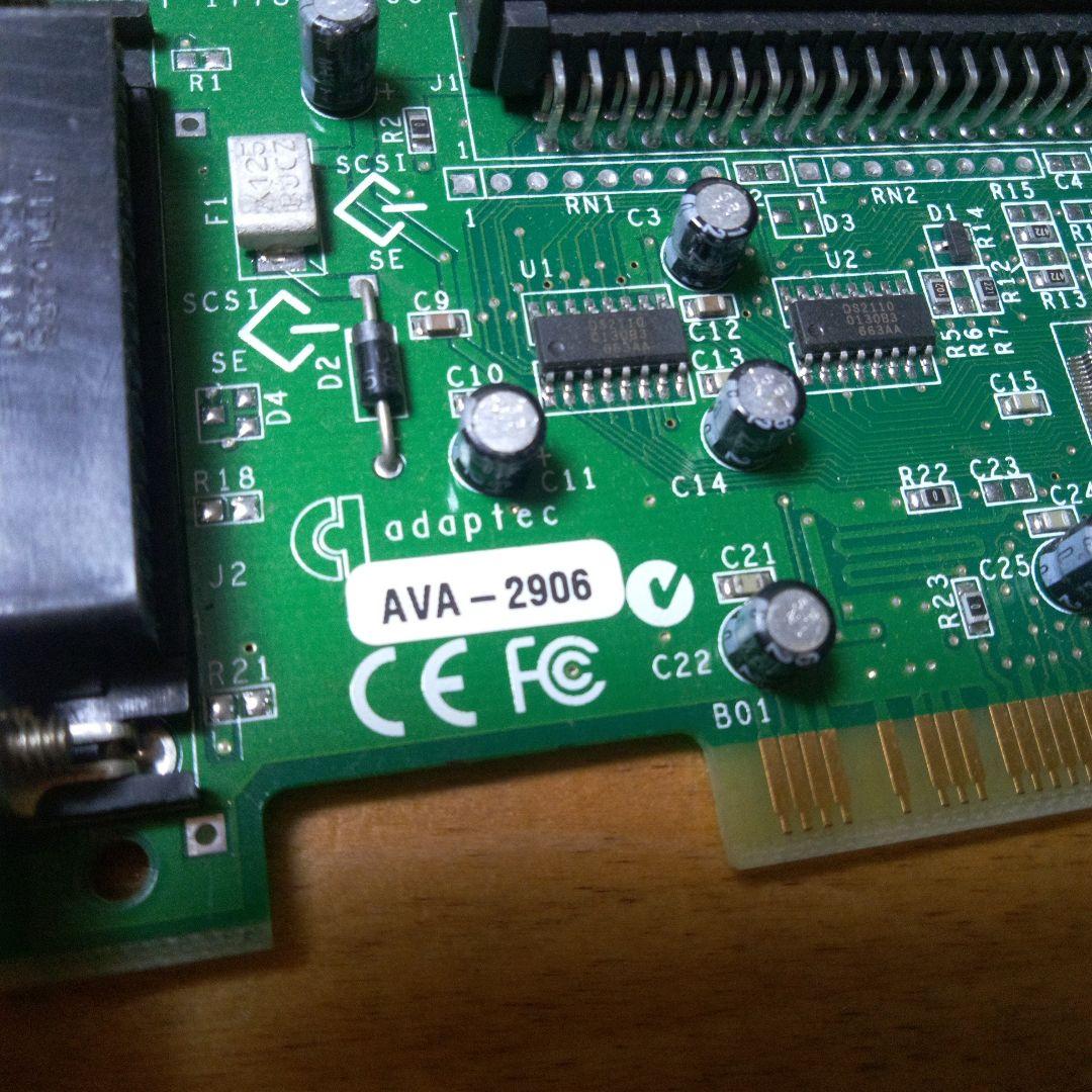 Adaptec製のPCIバス用SCSIインターフェースカード「AVA-2906」