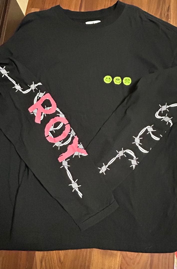 LiSA ROY ロンTシャツ　長袖