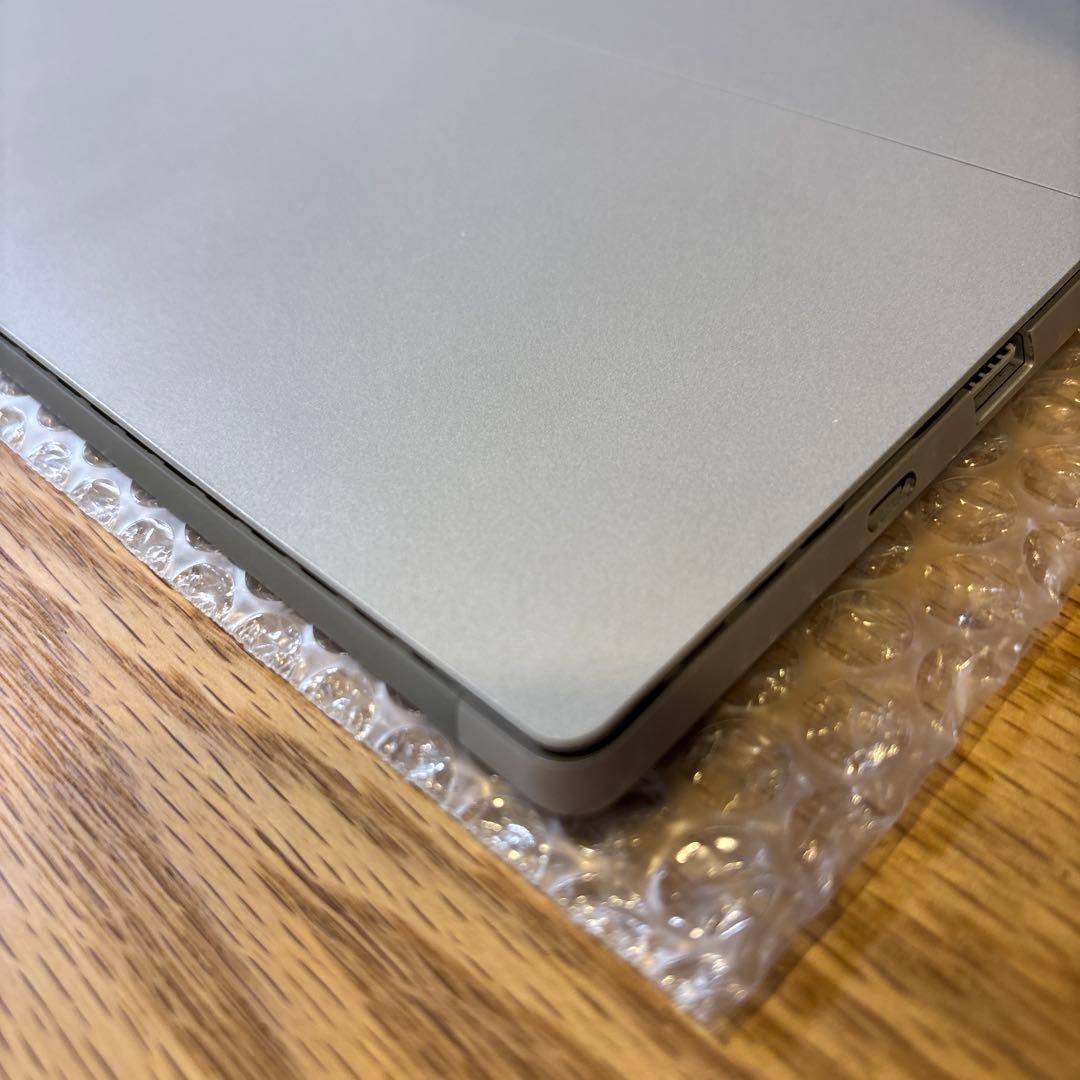 【週末値下げ】Microsoft Surface Pro 7 256GB 8GB