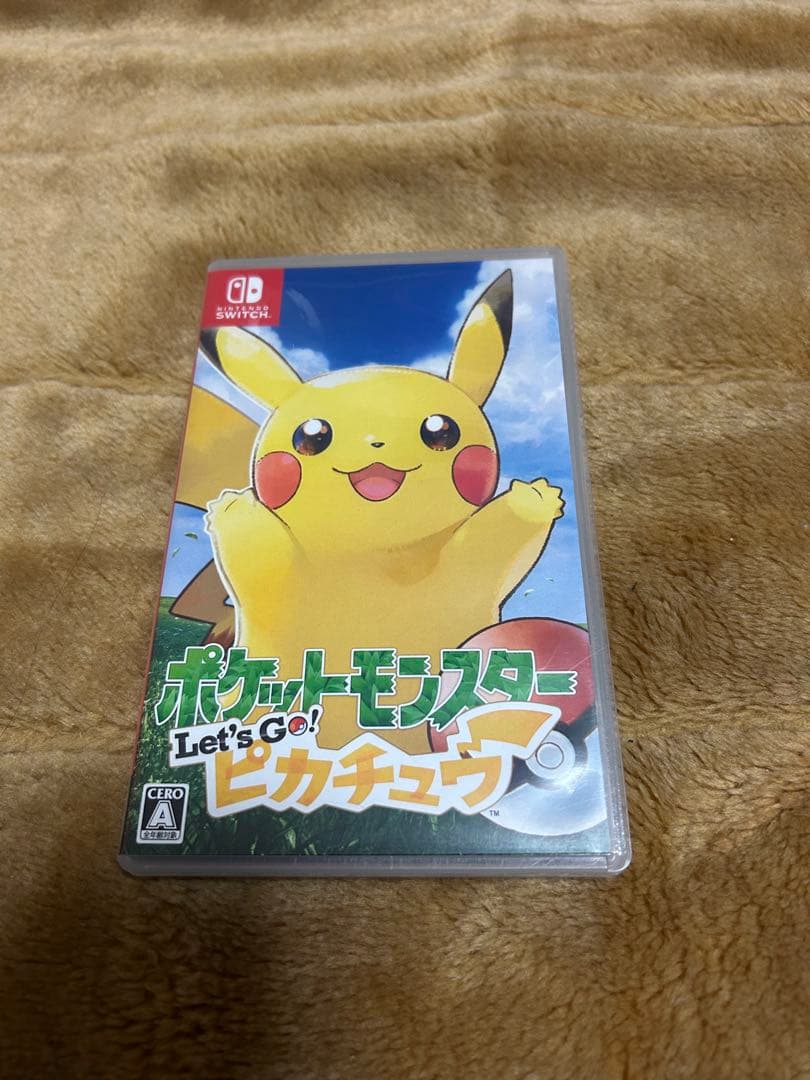 ポケットモンスター Let's Go! ピカチュウ + ボール型コントローラー