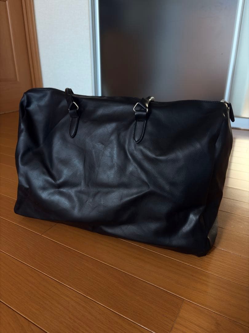BEAMS ブラックレザーボストンバッグ