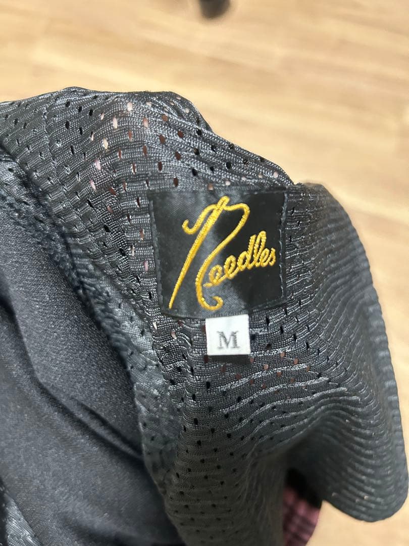 needles トラックパンツ