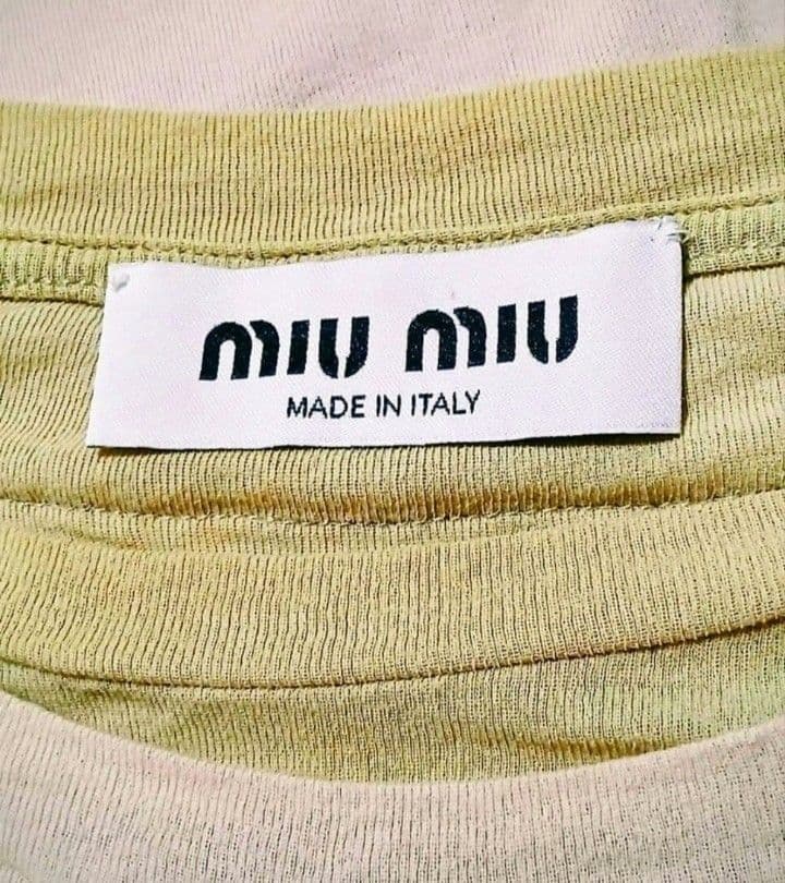 miu miu ベージュ 半袖Tシャツ