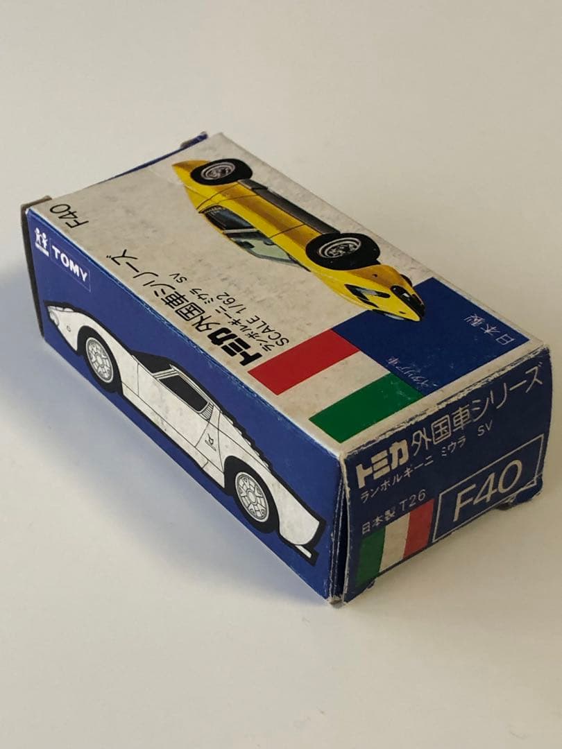 トミカ 青箱　ランボルギーニミウラ　ピンクメタリック1/62 スケール 箱付き