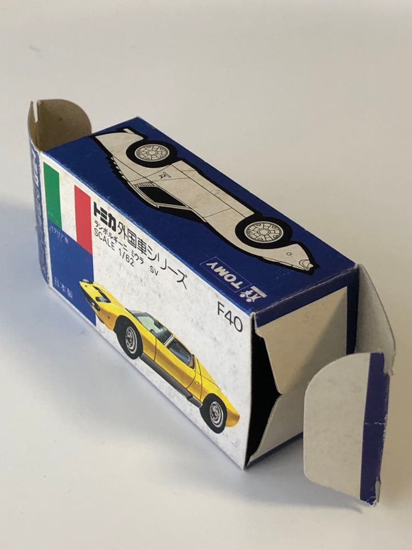 トミカ 青箱　ランボルギーニミウラ　ピンクメタリック1/62 スケール 箱付き