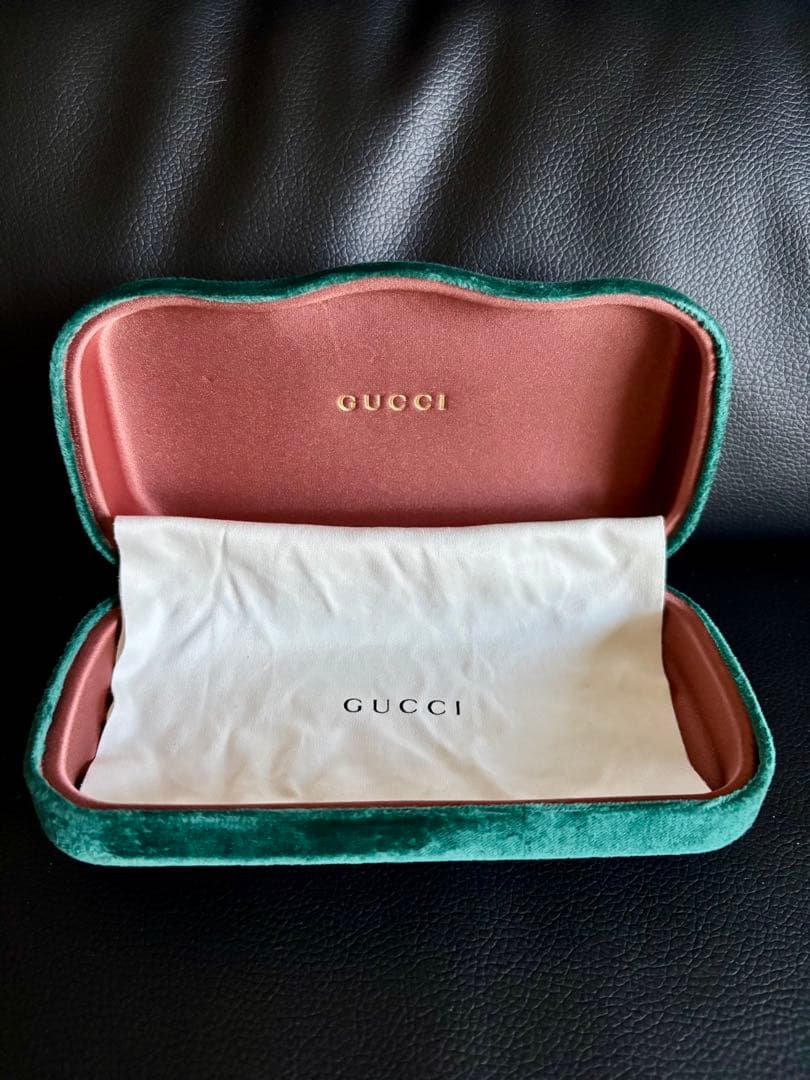 GUCCI ラウンド型ブラウンサングラス ケース付き
