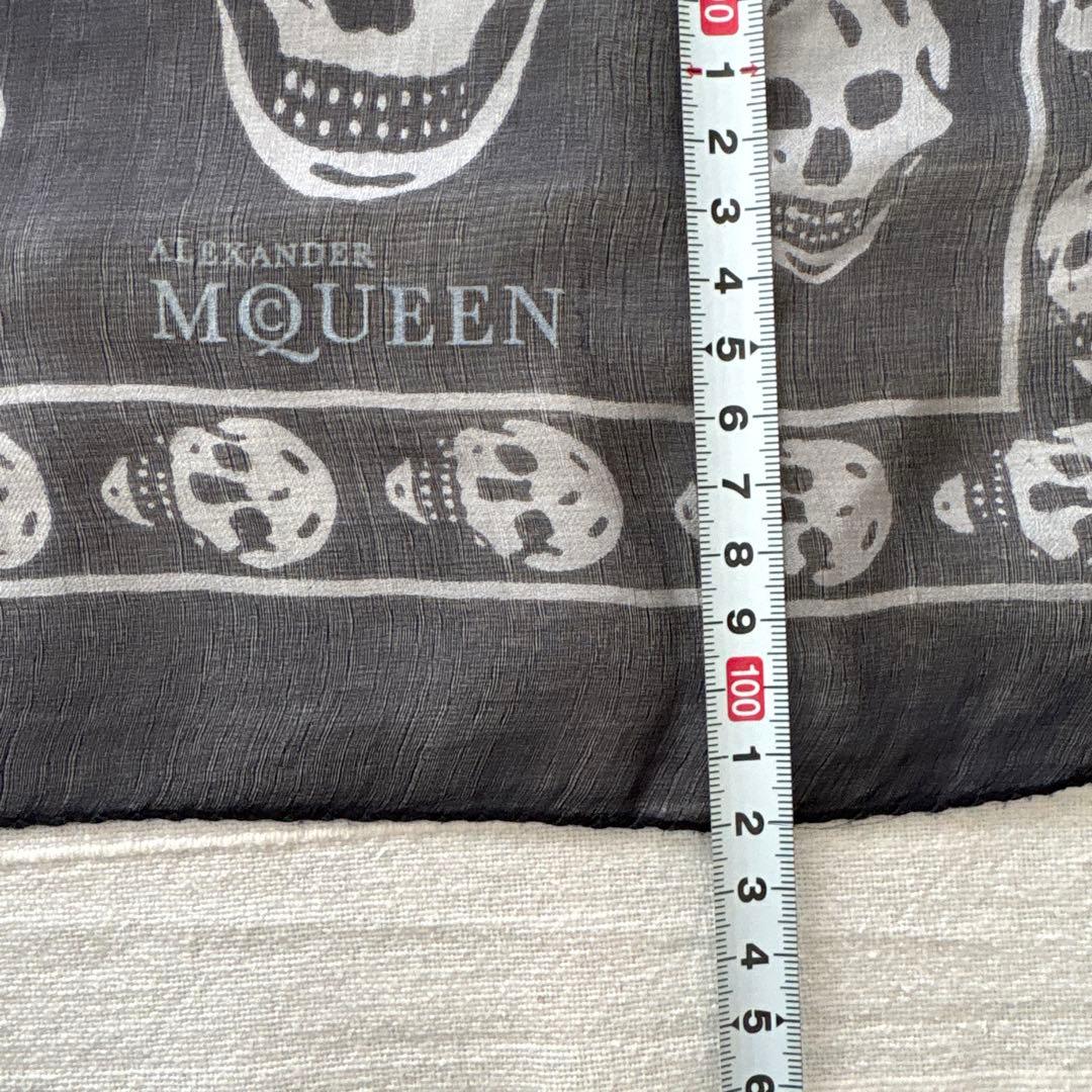 ALEXANDER McQUEEN シルクストール　スカル　スカーフ　ネイビー系