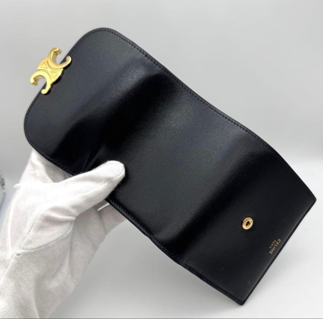 【極美品】 セリーヌ スモール フラップウォレット トリオンフ ブラック
