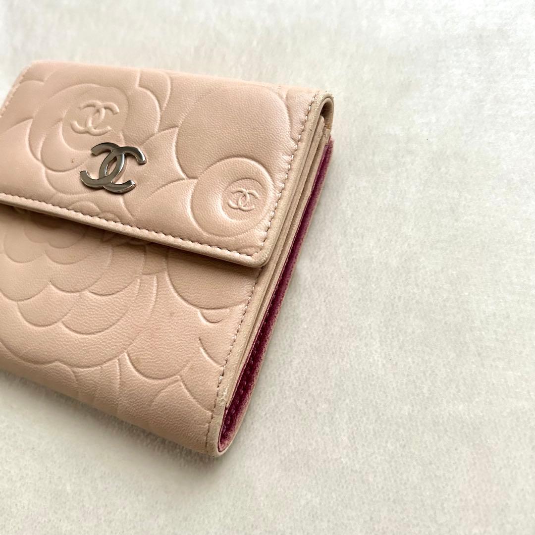 CHANEL シャネル 二つ折り財布 カメリア ココマーク