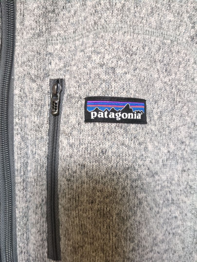 patagonia グレー ベスト