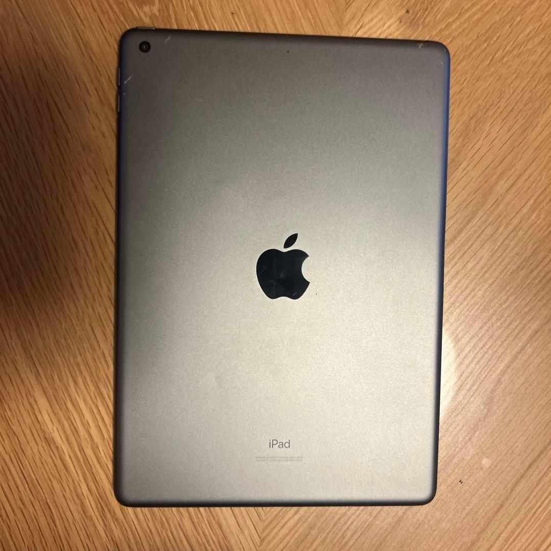 iPad第8世代32GBグレー