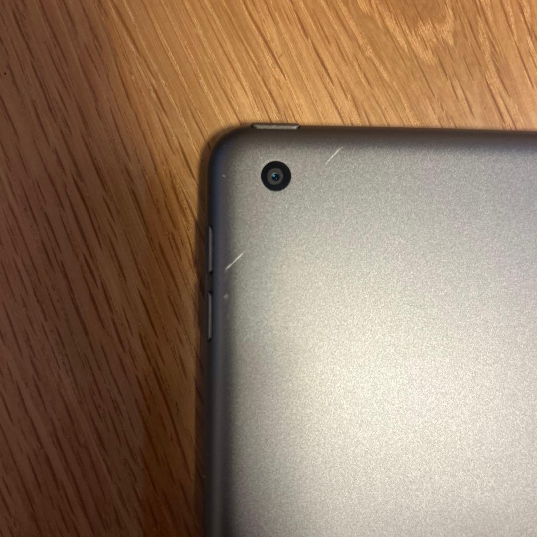 iPad第8世代32GBグレー