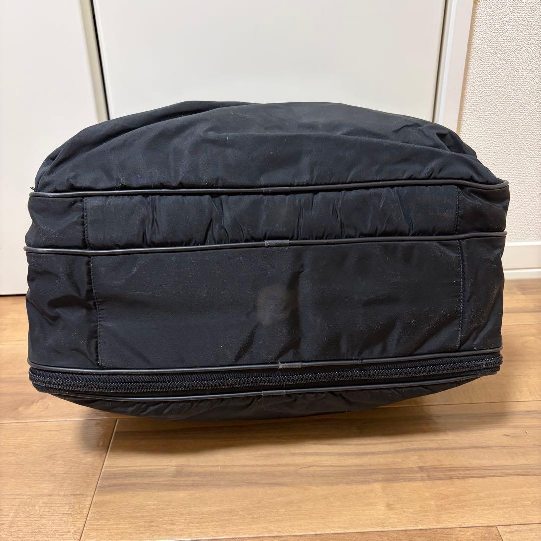 A4可 美品 PRADA ナイロン ビジネスバッグ 2way 三角プレート 黒