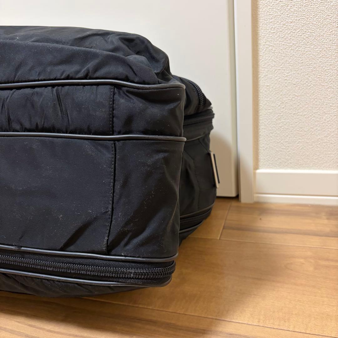 A4可 美品 PRADA ナイロン ビジネスバッグ 2way 三角プレート 黒