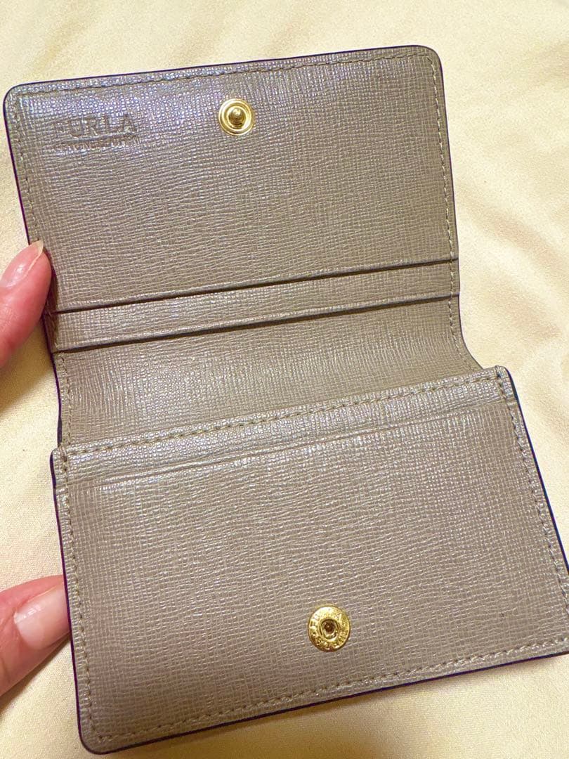 FURLA グレージュ 名刺入れ