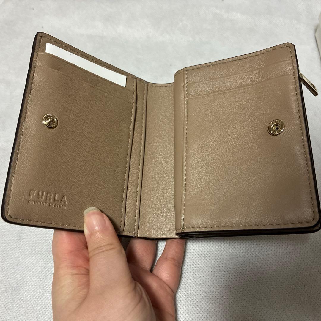 FURLA フルラ　二つ折り財布　バイカラー