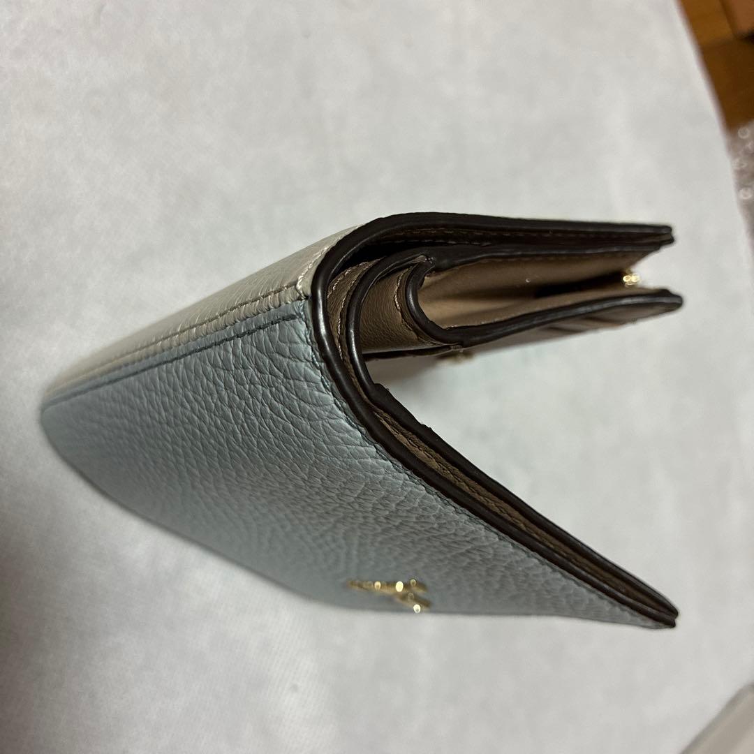 FURLA フルラ　二つ折り財布　バイカラー