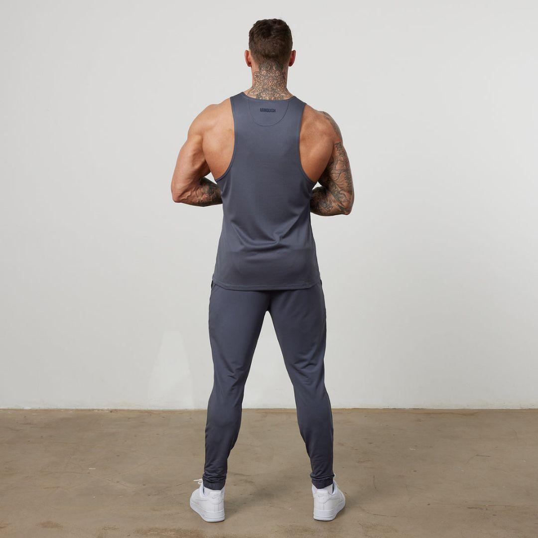 VANQUISH FITNESS タンクトップ3枚セット
