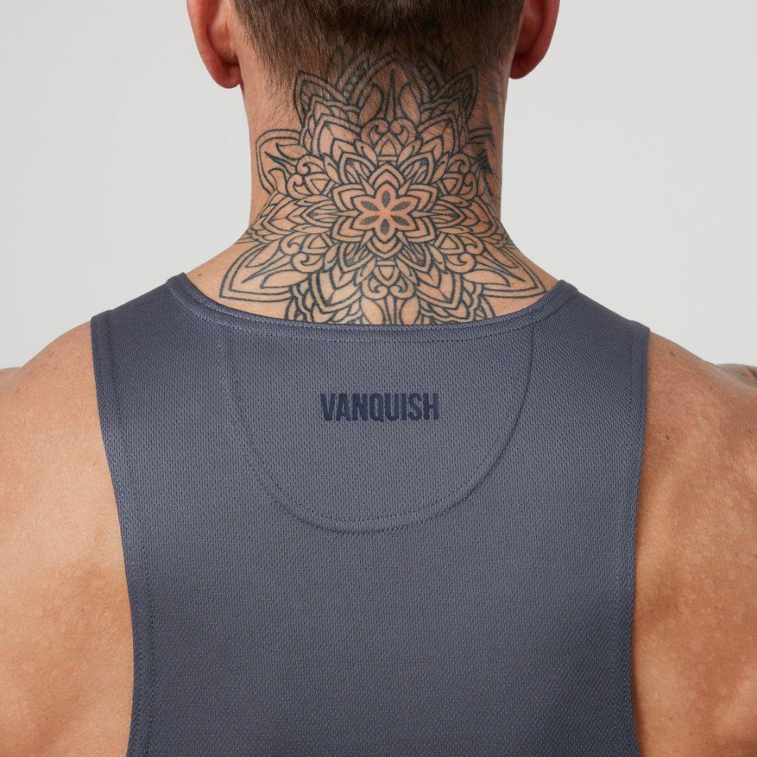 VANQUISH FITNESS タンクトップ3枚セット
