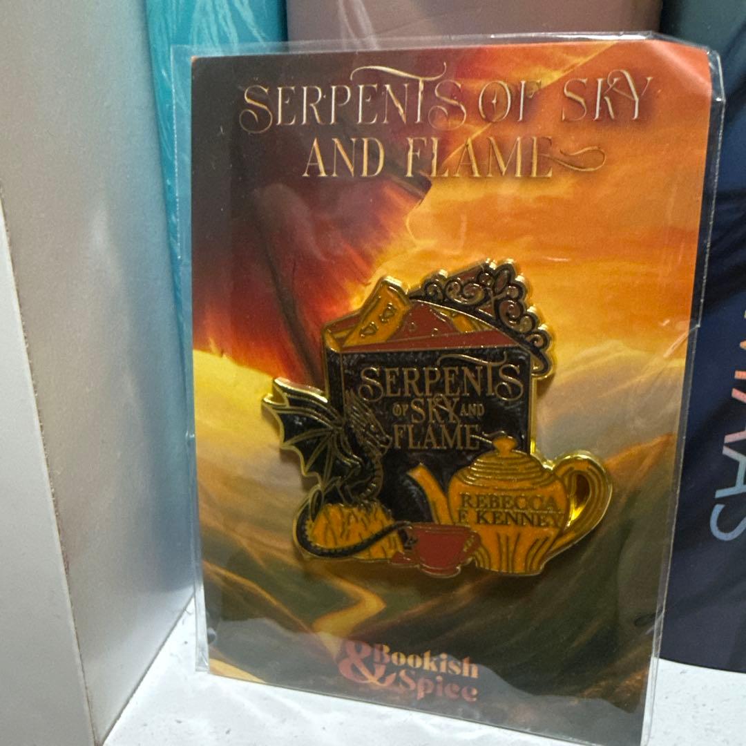 洋書 Serpents Of Sky And Flame