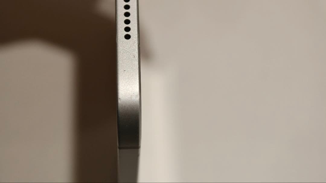 apple ipad 第10世代　64GB　wifi+セルラーモデル　au版