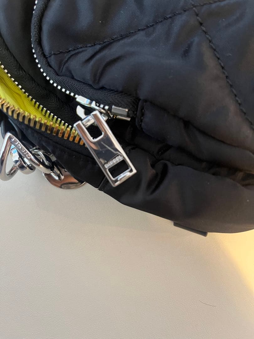 DIESEL ナイロン　ミニショルダーバッグ