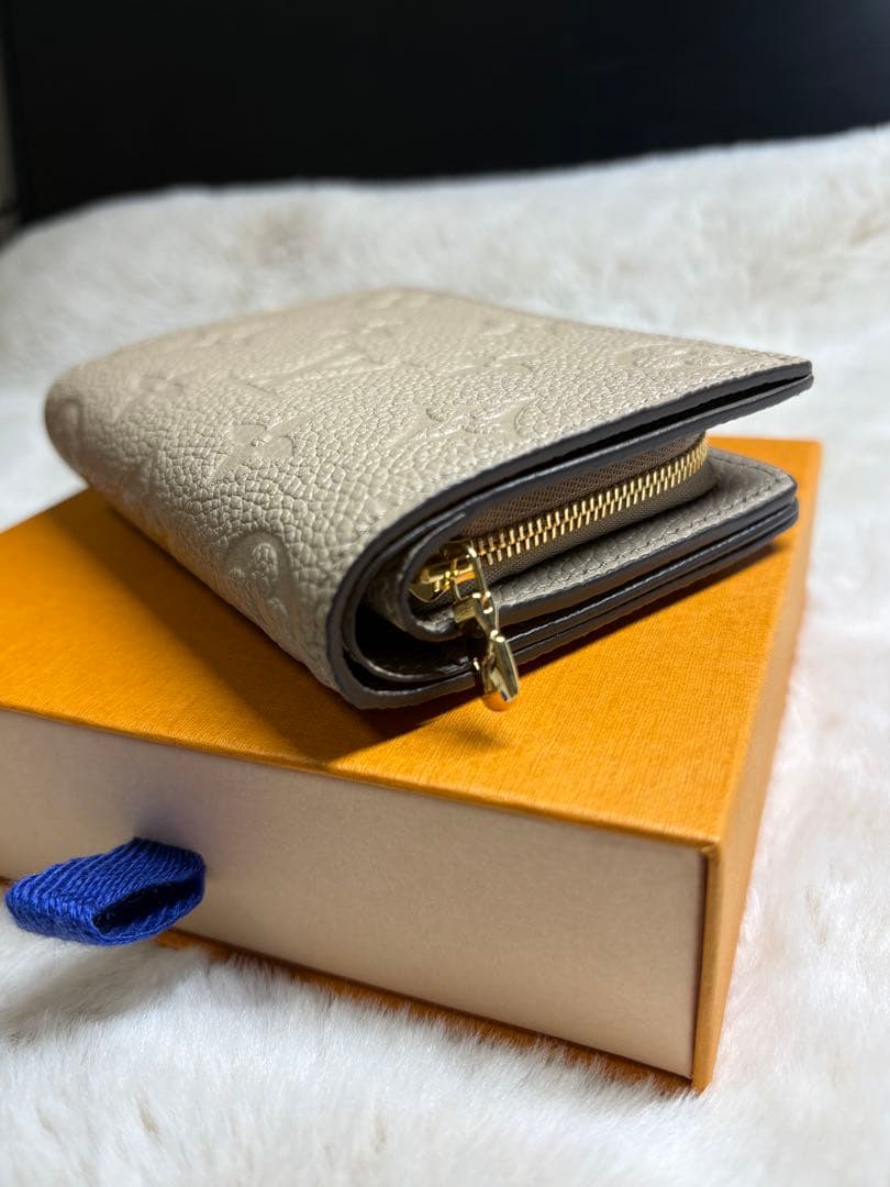 POCO　お約束の価格で出品 【新品未使用】Louis Vuitton