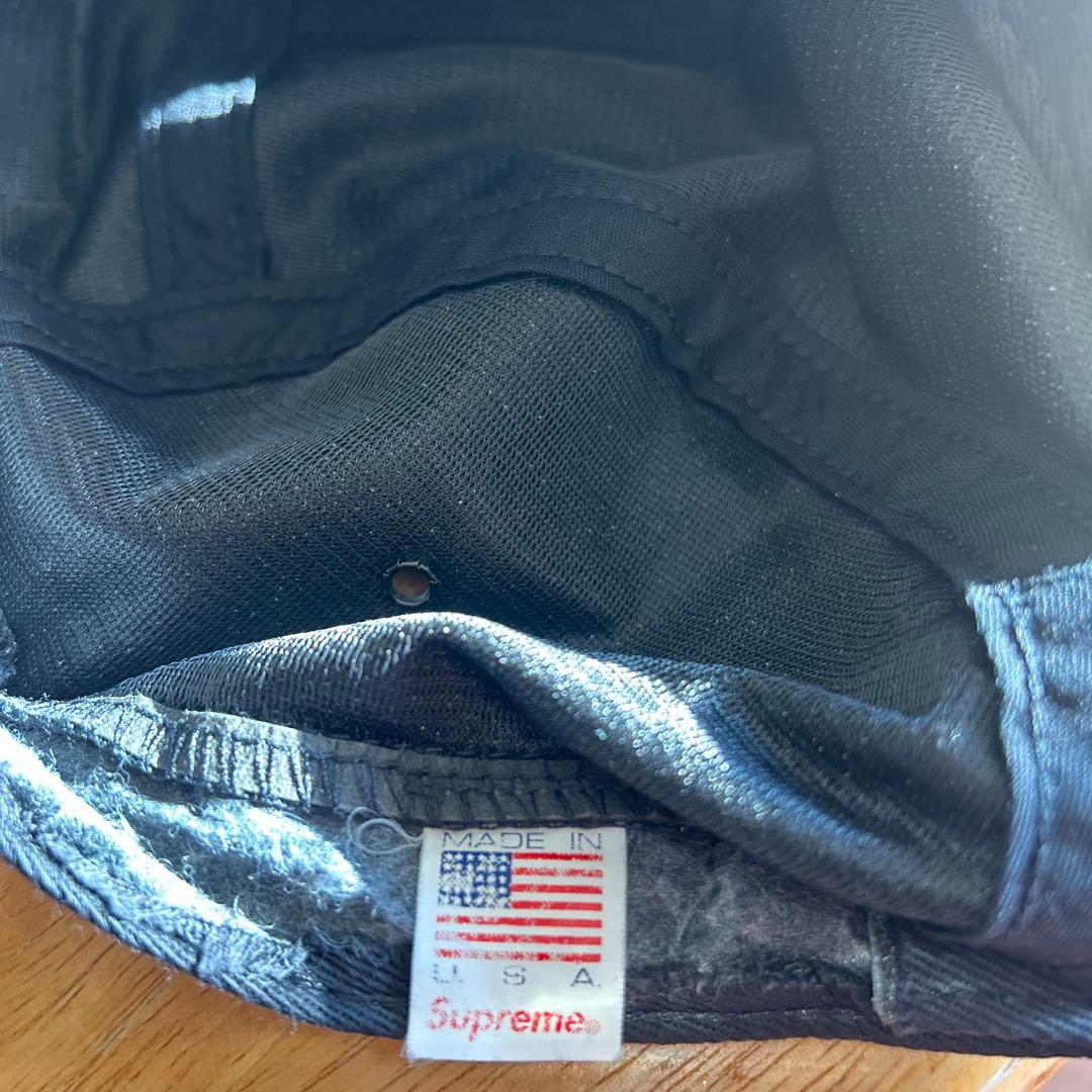 え*み様 Supreme 黒 キャップ