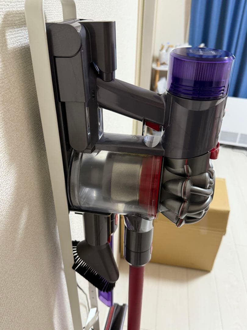 【バッテリー交換必要】Dyson V8 Slim Fluffy SV10KSLM