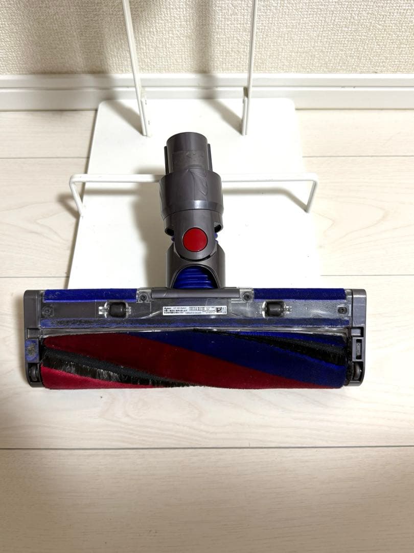 【バッテリー交換必要】Dyson V8 Slim Fluffy SV10KSLM