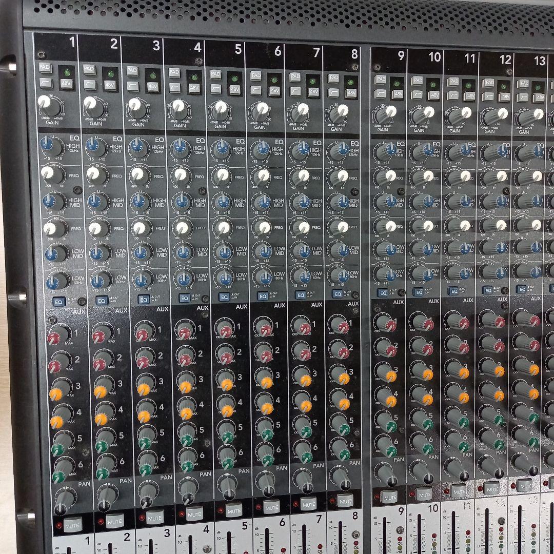 MACKIE ONYX 32.4 PA卓 アナログミキサー 32チャンネル