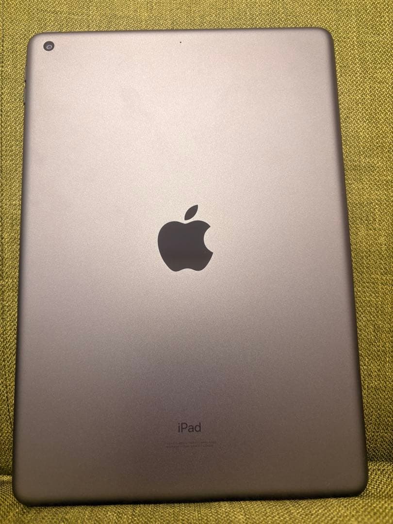 ipad 9世代256GB本体＋ケース（箱、充電器なし）