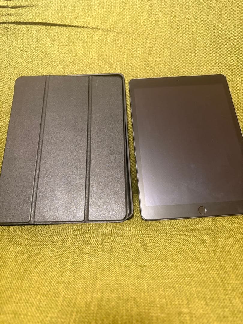 ipad 9世代256GB本体＋ケース（箱、充電器なし）