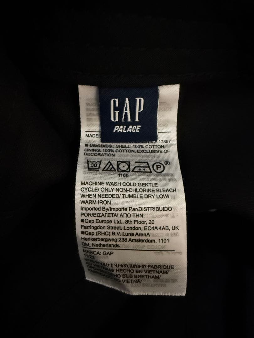 【即完売】GAP × PALACE 6-Panel Cap Black