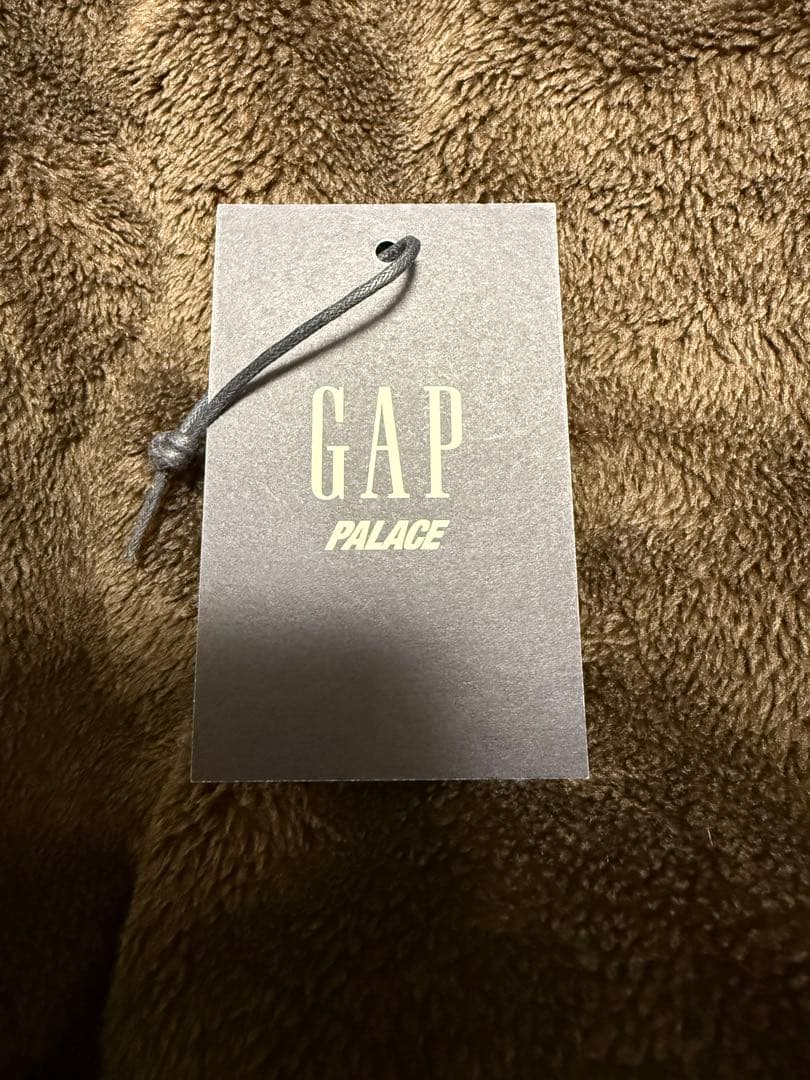 【即完売】GAP × PALACE 6-Panel Cap Black