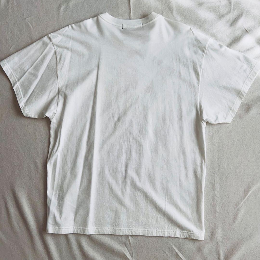 Eri Utsugi エリ宇都木 ゴールドEロゴ デザインTシャツ