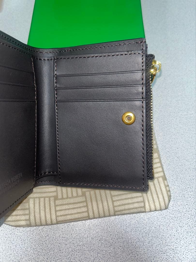 BOTTEGAVENETA 二つ折り財布　イントレチャート　ダークブラウン　箱付