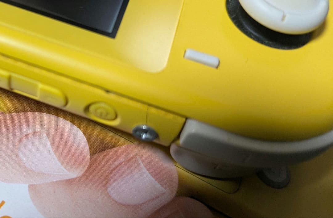 任天堂スイッチライト 中古品