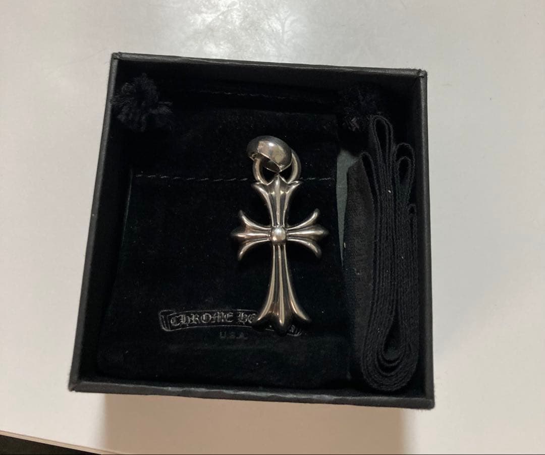 クロムハーツchスモールクロス